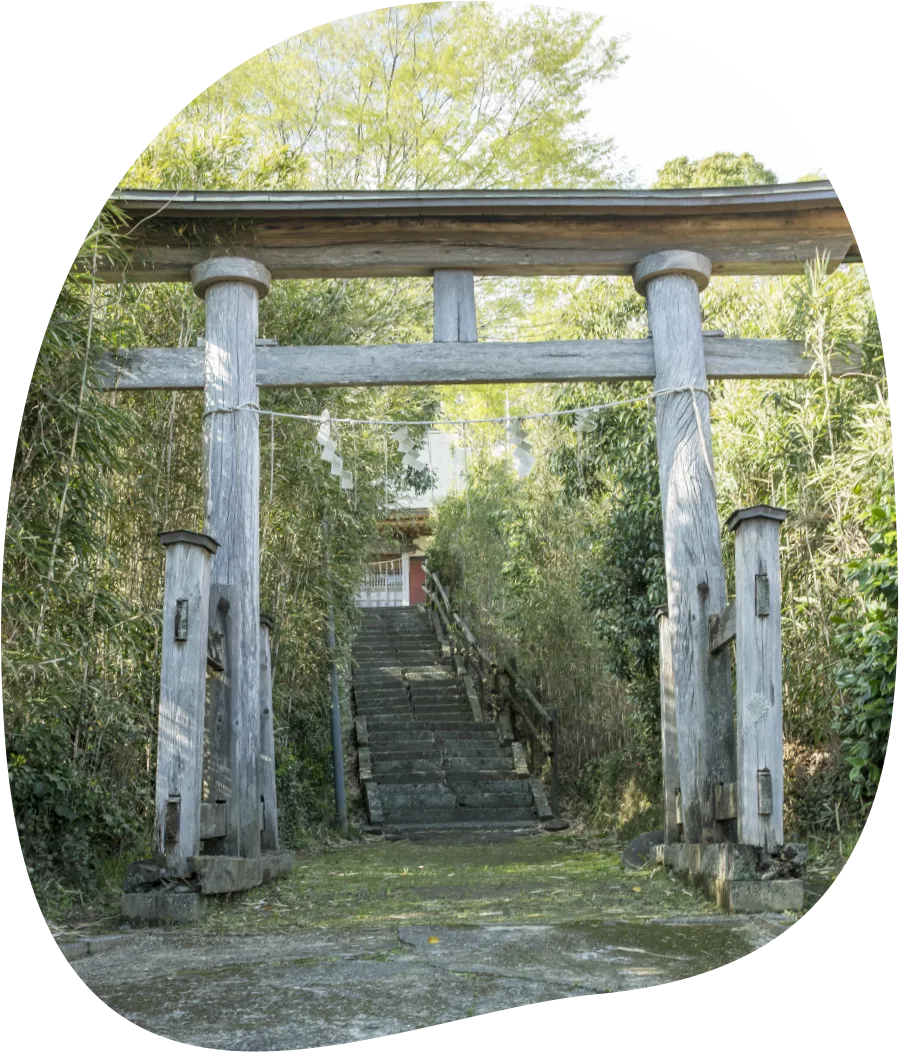 鳥居に一礼